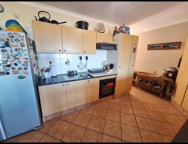 4 BEDROOM HOUSE FOR SALE IN ISLAND VIEW